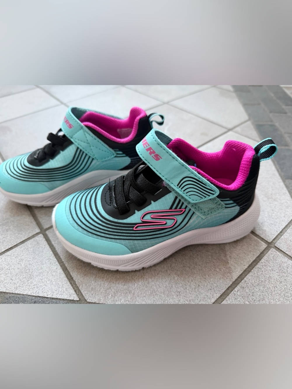 Skechers Kids Aqua and Pink Hook-and-Loop Sneakers
